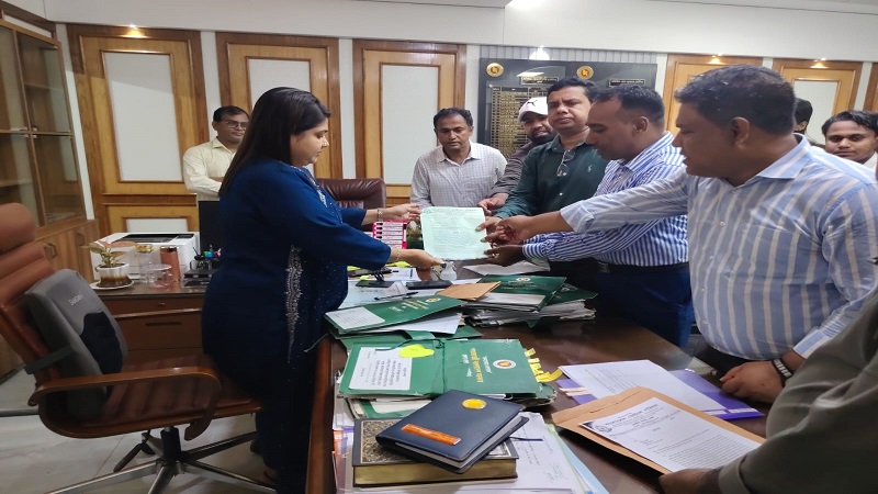 সরকারি অনুমোদিত ডিপ্লোমাধারীদের ন্যায্য অধিকার প্রতিষ্ঠার দাবিতে সারাদেশে স্মারকলিপি প্রদান